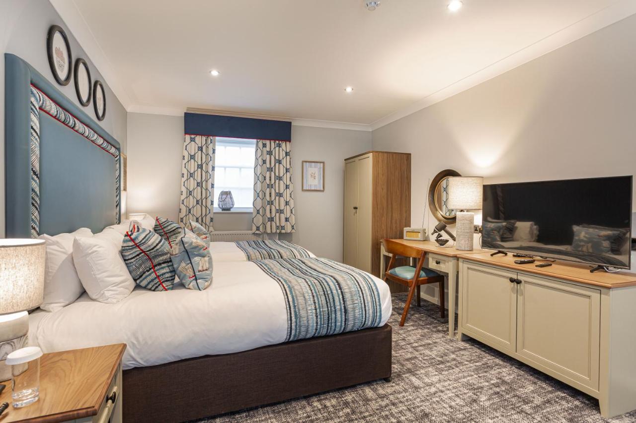 The Manor Coastal Hotel & Inn, Blakeney, Norfolk Blakeney  Bagian luar foto