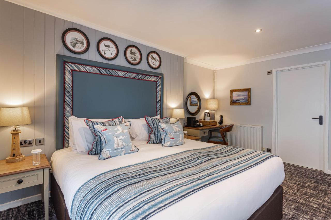 The Manor Coastal Hotel & Inn, Blakeney, Norfolk Blakeney  Bagian luar foto